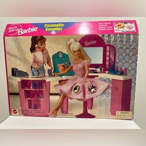 NIB 1998 Barbie Twirlin' Make-Up Cosmetic Counter playset #67723 & makeup refill